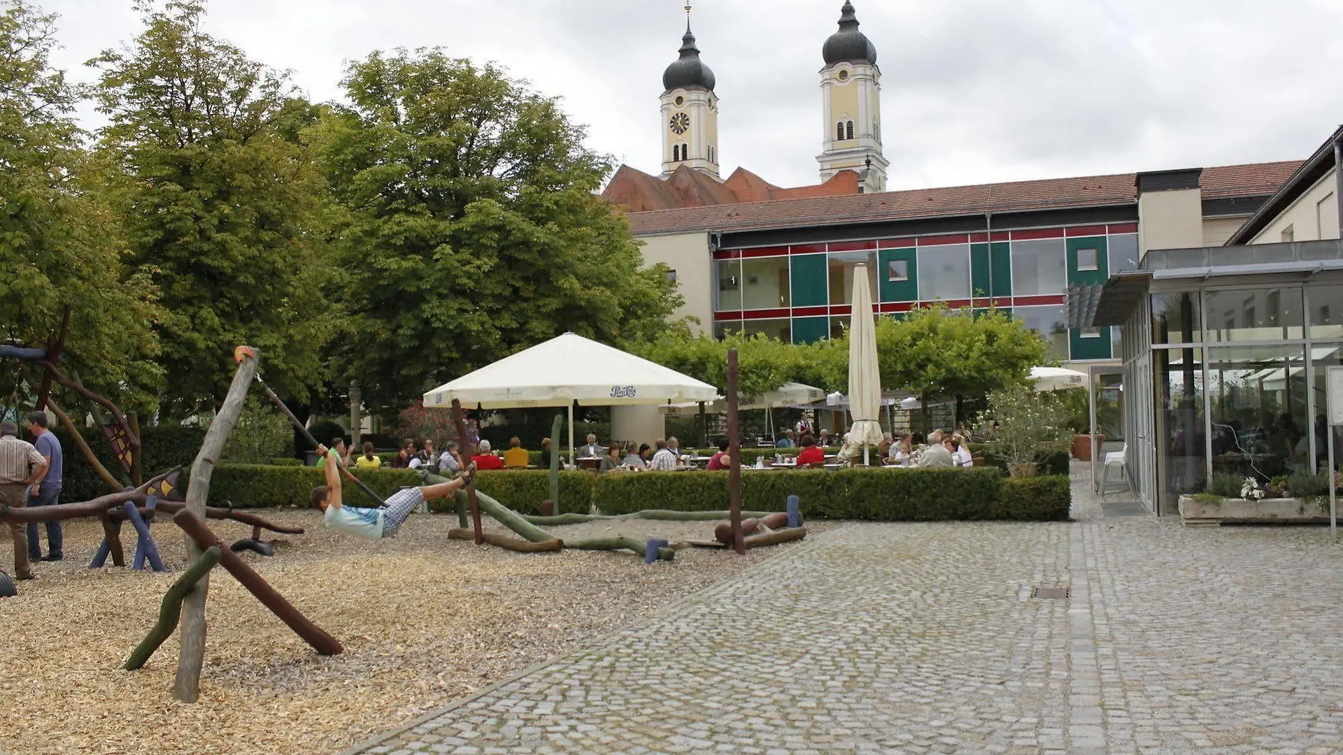 Klostergasthof Roggenburg Germania